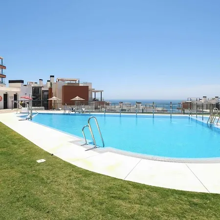 Apartment Modern Apartment-sea View